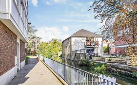 Apartment In The Heart Of The City Centre, Live Like A Local